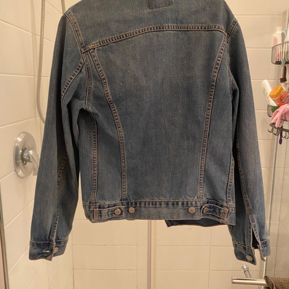 Levis jeans jacket - Picture 2 of 3